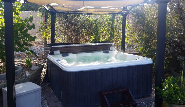 ✅Modesto Gardens ✓Hot Tub ✓Sauna ✓Garden ✓360° Views