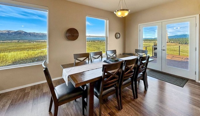 Mountain Getaway | Spacious Home + Scenic Views in Cascade