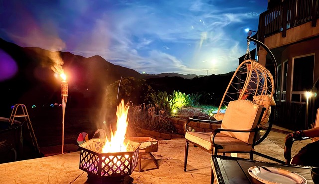 Mountain View Ranch Retreat 2000 sqft 2nd floor Condo