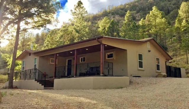 Mountainside Hideaway