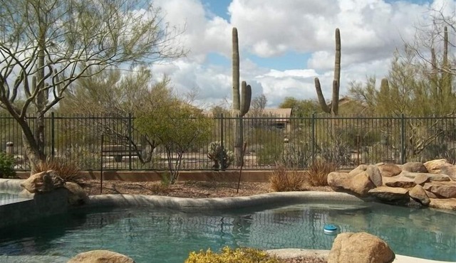N PHX- Anthem-Great pool and view master planned neighborhood, parks, trails