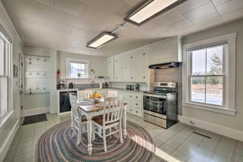Near Lakes, Bay & Trails! Historic Waldoboro Gem