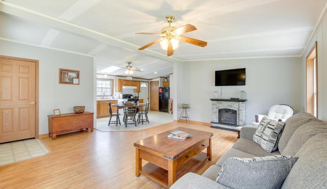 Near Waterville: Cozy Midcoast Vacation Rental!
