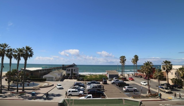 New Beachfront House! Heart of the Beach!
