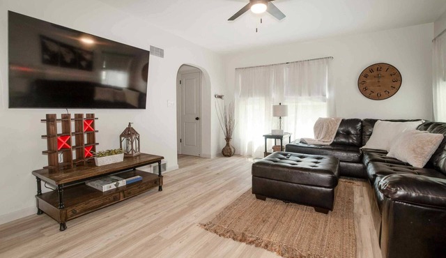 Nice East Side 3BR 2BA WIFI SMART TV