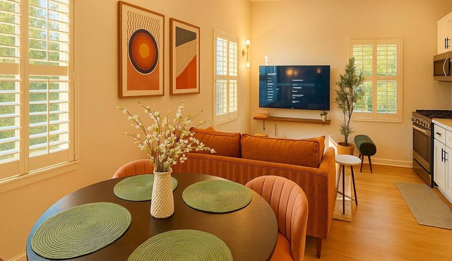 Northeast DC 2BR | Projector, Smart TV & Renovated Kitchen