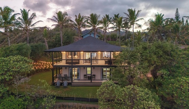Ocean Front 3-bedroom house in phenomenal Anahola with WiFi and A/C