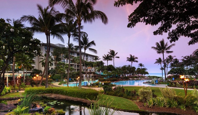 Oceanfront, Top Floor, Center 2 Bedroom Kaanapali Ocean Resort Villa!