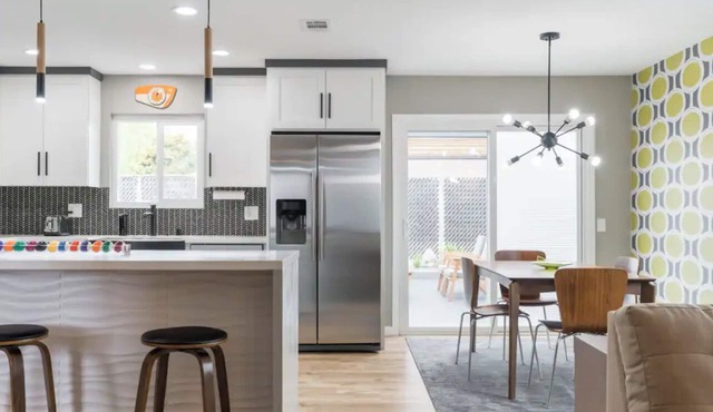 Oceanside 4 bed/2 bath Home nearby Legoland, Disneyland, Safari Zoo and Beaches!