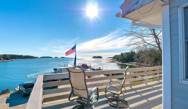 ON THE OCEAN, OVER LOOKING WHEELERS BAY 83 Eagle Quarry Road Spruce Head, Me