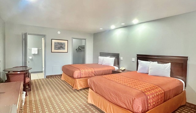 Palace Motel