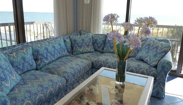 Panoramic Oceanfront. Beautiful Five Star. The get-away for any season.