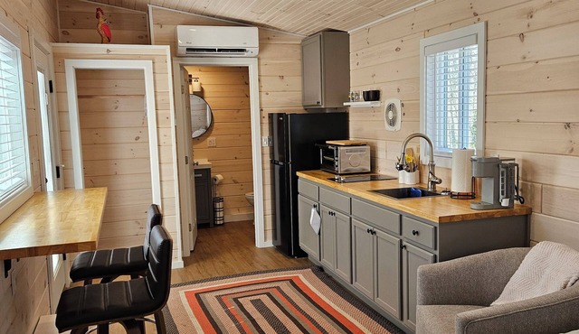 Peaceful Getaway: Tiny Home Studio in Sedgwick, Maine