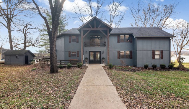 Peaceful Riverfront Retreat with Stunning Views
