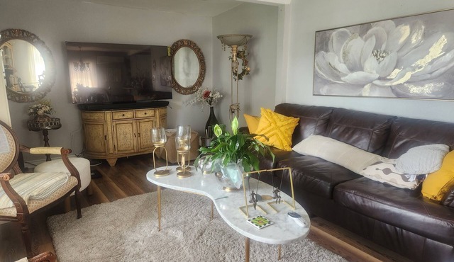 Perfect charming home with ac