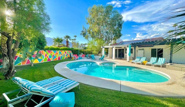 Perfect Private Oasis. Distinctly Palm Springs!