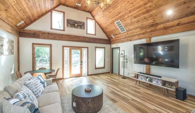 Pet Friendly Luxury Cottage near Wrightsville Beach w/Sauna, Backyard & EV Plug