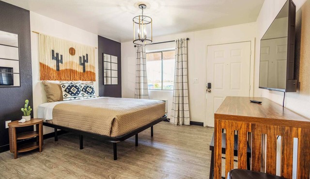 Pet-Friendly Studio | 5 Min to Hospital
