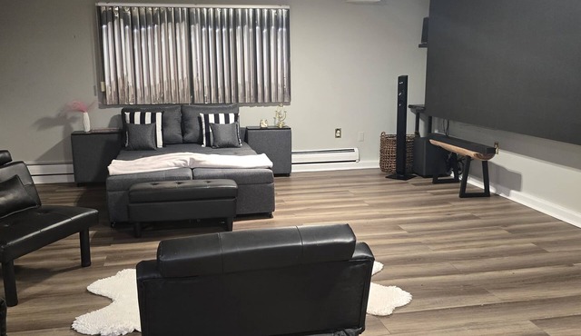 Pool & Jacuzzi Escape near Boston, Salem & Marketstreet Lynnfield in Wakefield