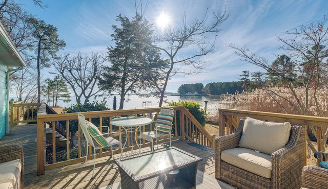 Potomac River Haven w/Private Beach, Dogs Welcome