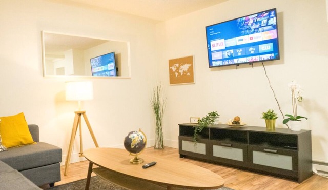 Prime Location Downtown Vancouver