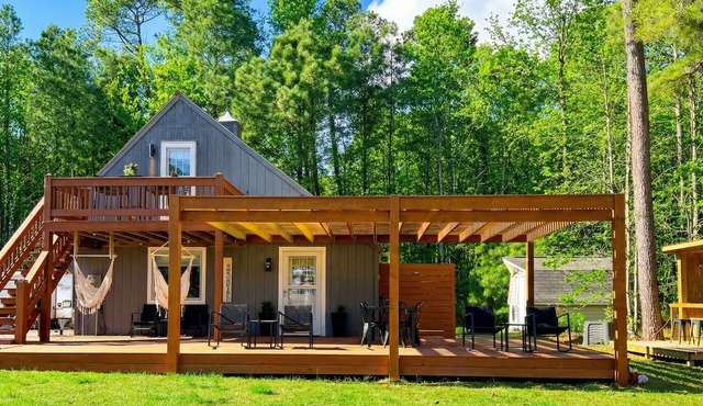 Private 5-acre Waterfront Retreat with Main & Guest House & BBQ Shed
