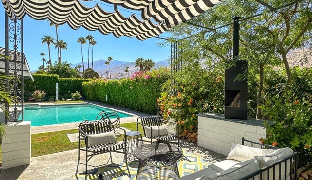 Professionally-Decorated Mid-Century Modern South Palm Springs Pool & Spa Home
