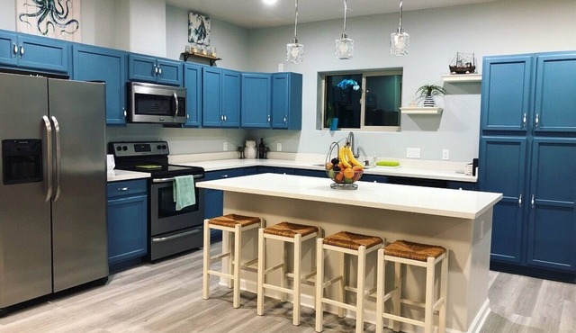 Quiet Custom Apartment with Separate Entry