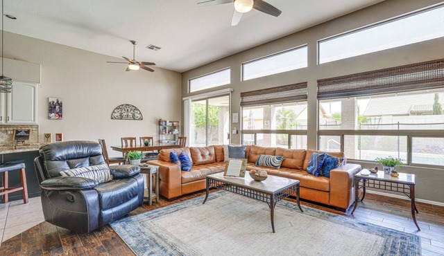Relax Poolside in Mesa: Family Home 12 Mi to Dtwn