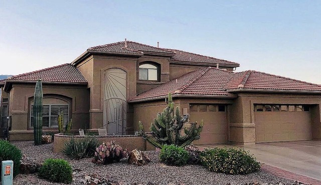 Resort Golf Course Living With Amazing Golf and Mountain Views