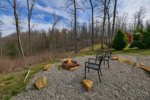 Ridgefolk Retreats! Set of 2 Cabins in Frenchburg