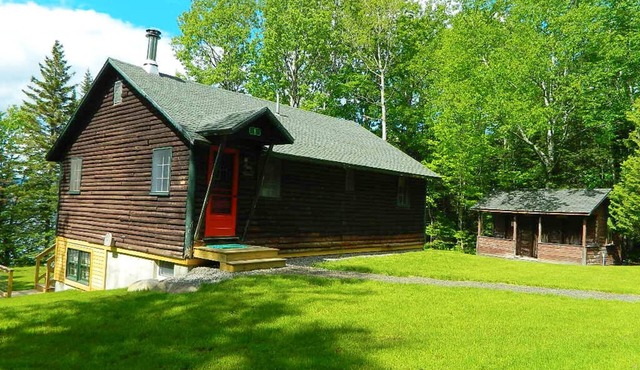 Rissbern II - Very charming and private setting on over 400ft of frontage on Rangeley Lake