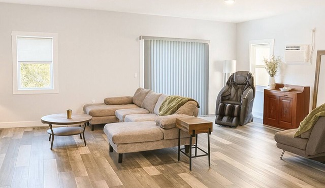 River View family home