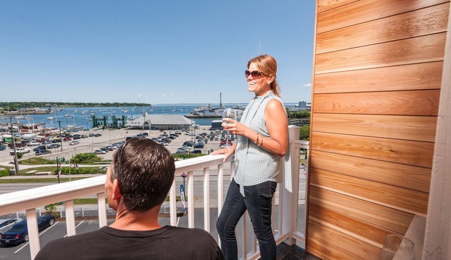 Rockland Harbor Hotel