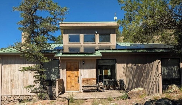 Secluded & Luxurious Mountain Sanctuary Near Gila Wilderness!