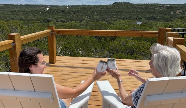 Secluded, Romantic Yurt w/Hot Tub at The Yurtopian - "Amie"