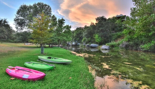 `Serenity On The San Gabriel` Pet-Friendly! Riverfront! Kayaks! Bikes!