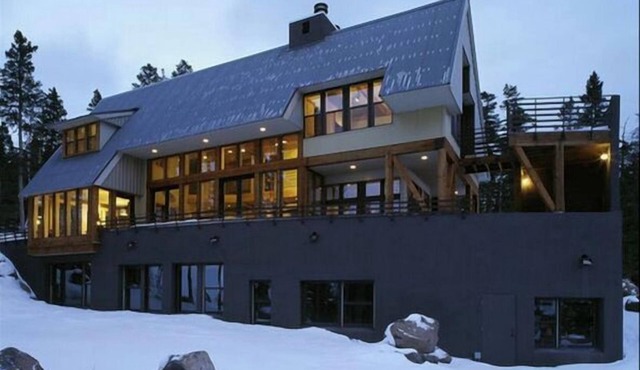 Ski-in/Ski-out | Luxury | Hot Tub | Modern Chalet