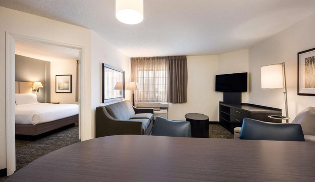 Sonesta Simply Suites Austin The Domain Area
