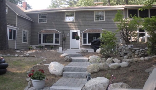 Songo River Lodge: A retreat with access to Sebago Lake, Brandy Pond, Long Lake.