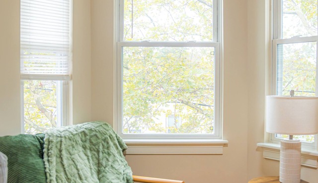 Spacious 4-bedroom house with 1 free parking spot in charming Cambridge/Boston