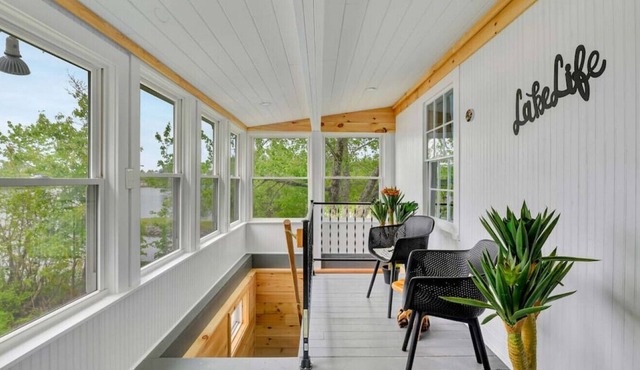 Spacious 4-Bedroom Home with Lake Views