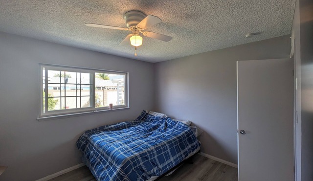 Spacious 4-bedroom house in superb Cypress with AC, WiFi