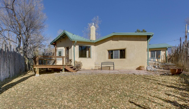 Spacious Adobe Home < 1 Mi to Downtown Taos!