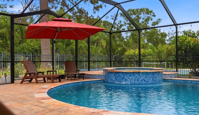 Spacious HOME sleep 19+ - heated pool option and LAKE VIEW
