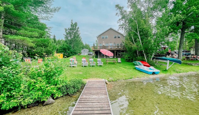 Spacious Modern Home On Pristine Beech Hill Pond!