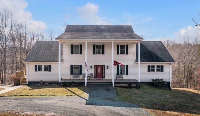 Spacious & Private Great for Groups &Winery Lovers in Fluvanna County