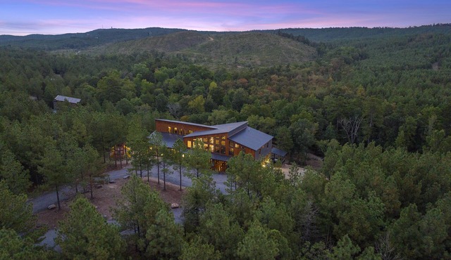 Stallion | ATV Trail Access | Sleeps 40 | Creekside | Gameroom & Playset in Broken Bow