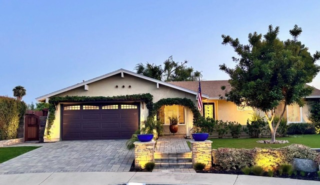 Staying Classy in San Diego - Charming 3-bedroom ranch home