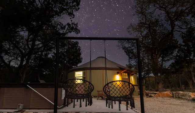 Stillwater Luxe Texas Yurt-Canin | Hot Tub | Glamp
